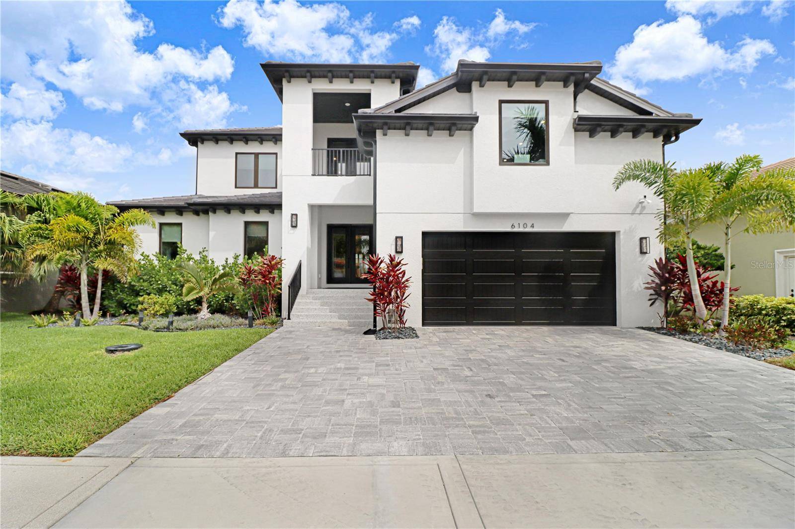 6104 LAGOMAR LN, Apollo Beach, FL 33572