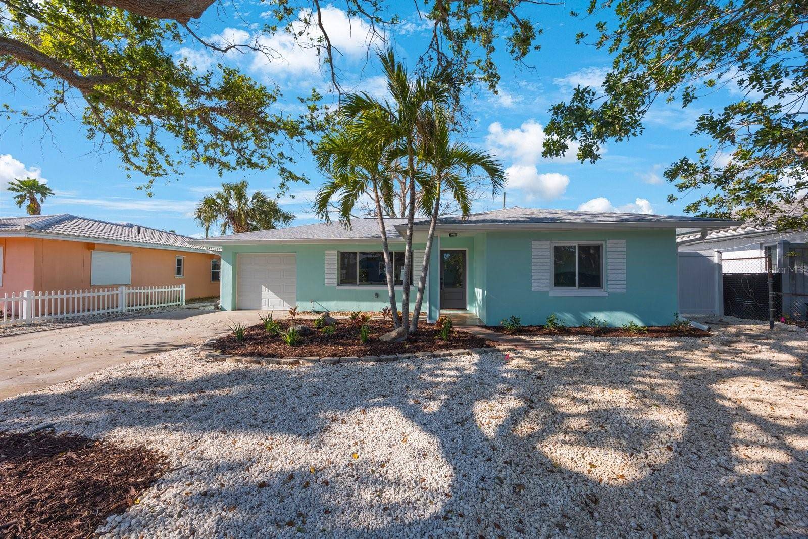 280 41ST AVE, St Pete Beach, FL 33706
