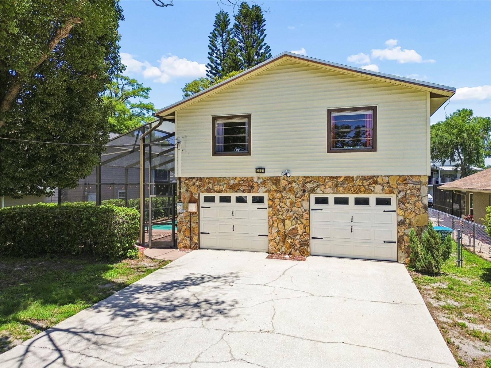 3141 N CANAL DR, Palm Harbor, FL 34684