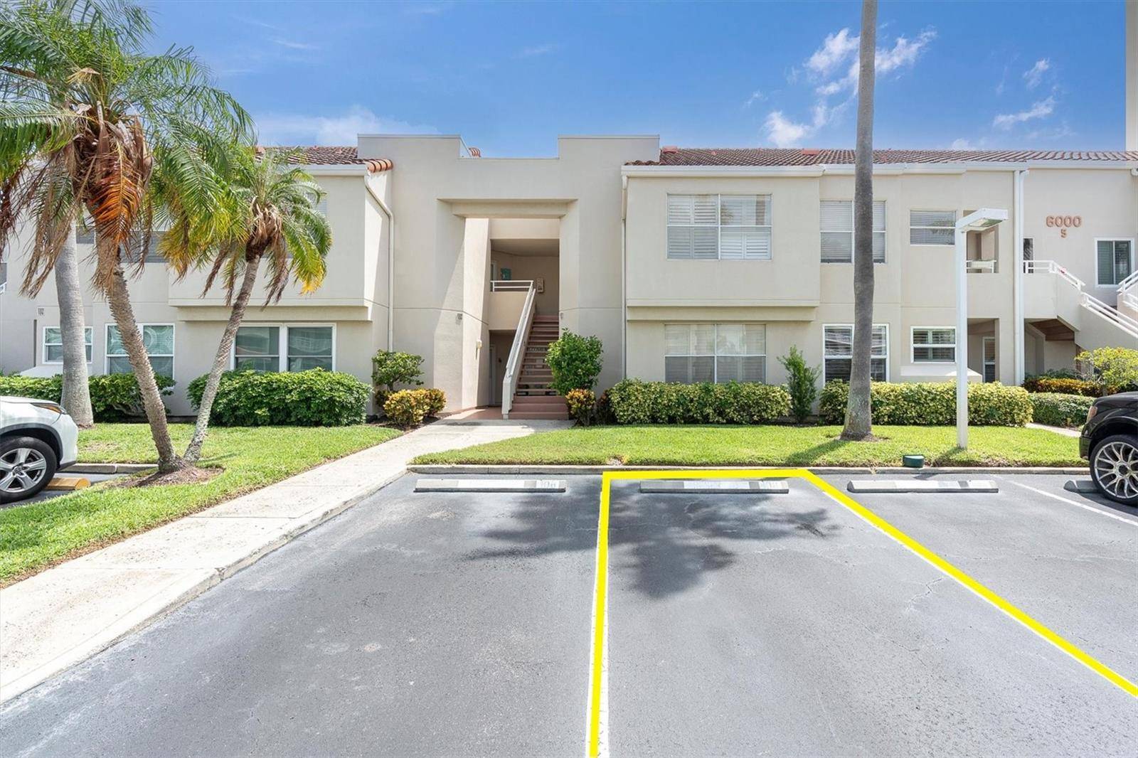 6000 BAHIA DEL MAR CIR #131, St Petersburg, FL 33715