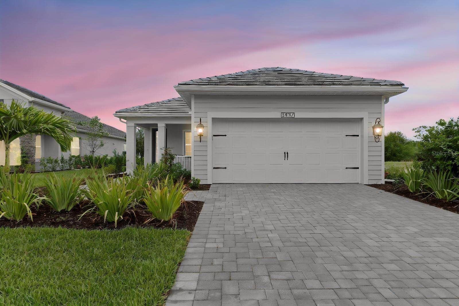2937 HERITAGE PINES DR, Fort Myers, FL 33905