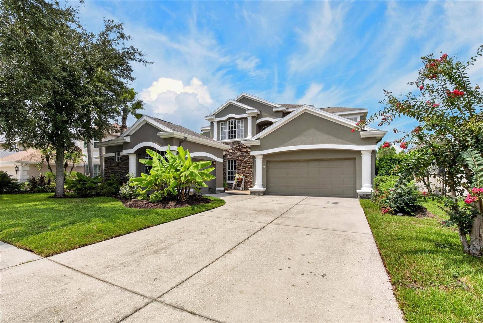 10103 DEERCLIFF DR, Tampa, FL 33647