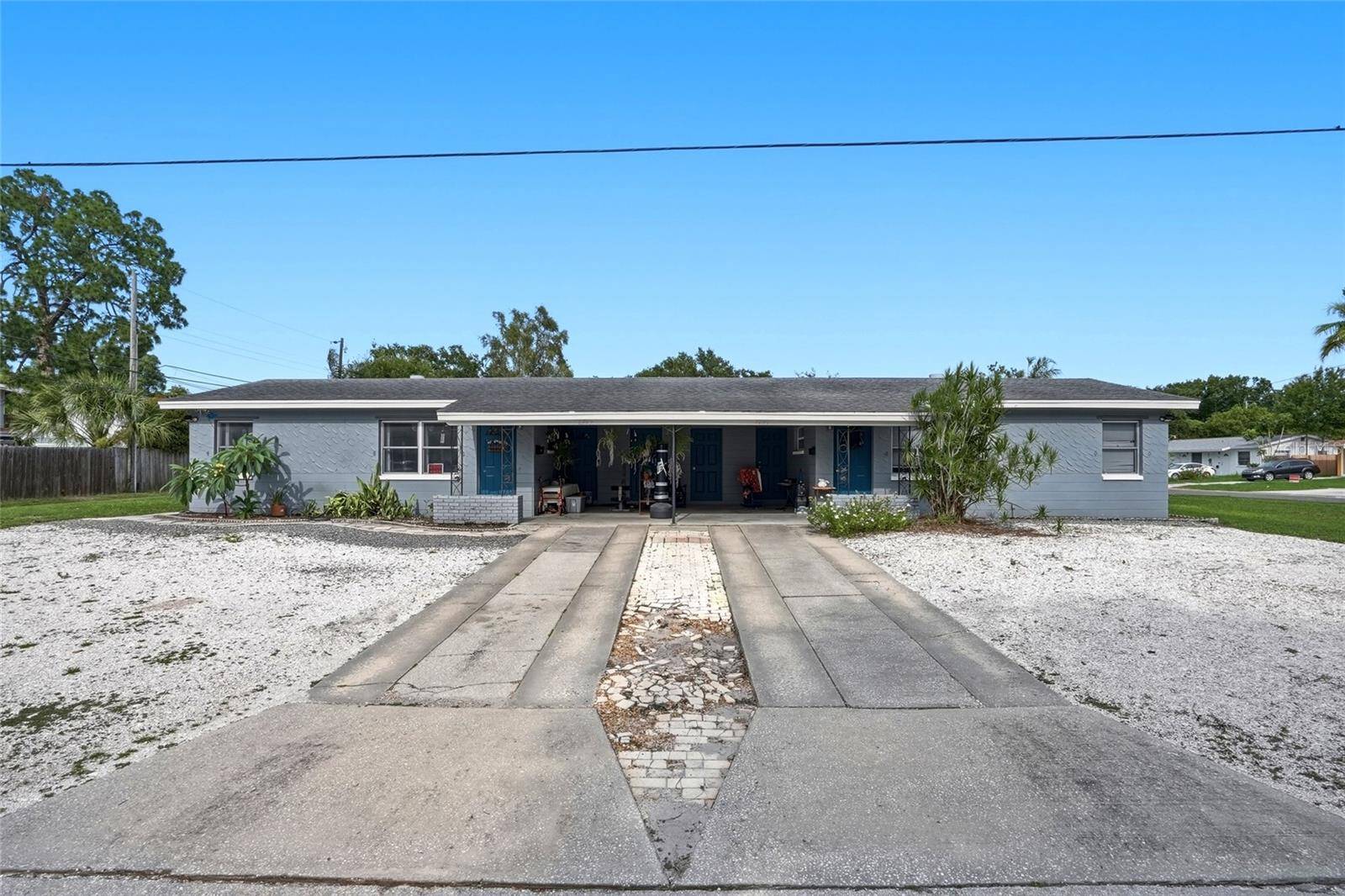 7301 8TH ST N, St Petersburg, FL 33702