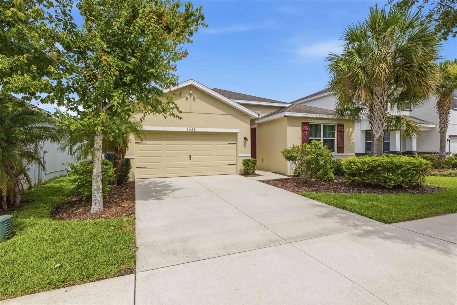 7533 LANTERN PARK AVE, Apollo Beach, FL 33572