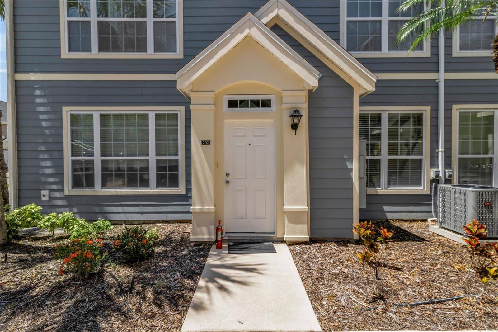5541 ROSEHILL RD #202, Sarasota, FL 34233