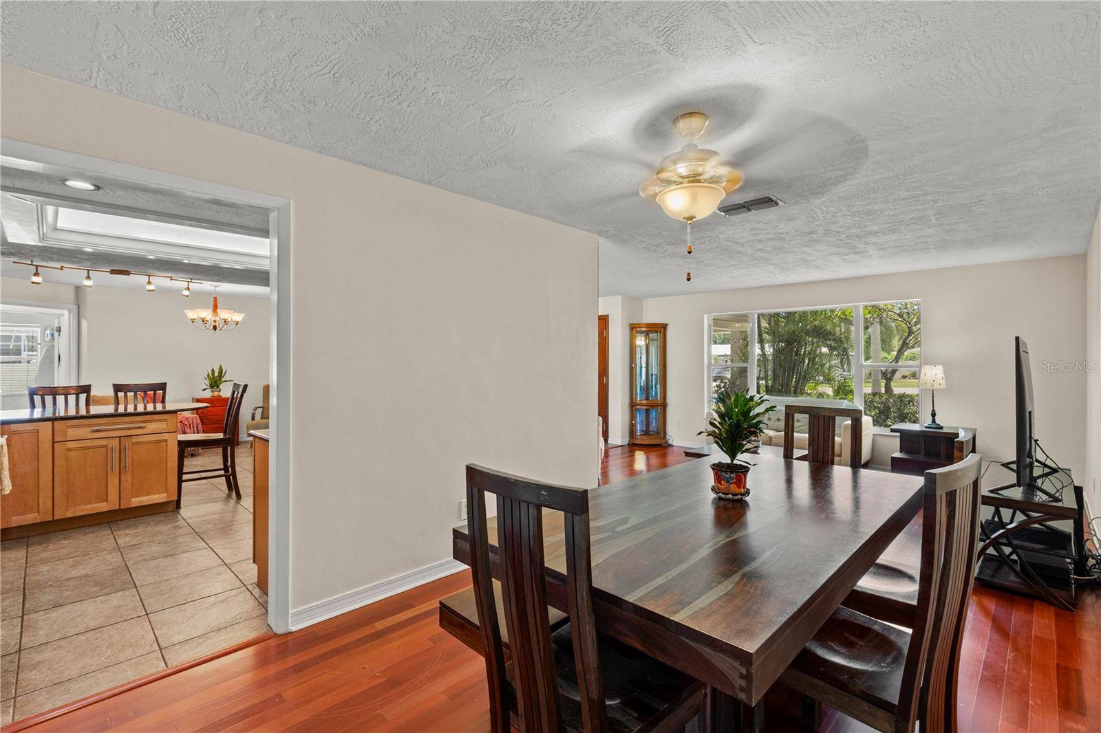 3153 CARLOS DR, Dunedin, FL 34698