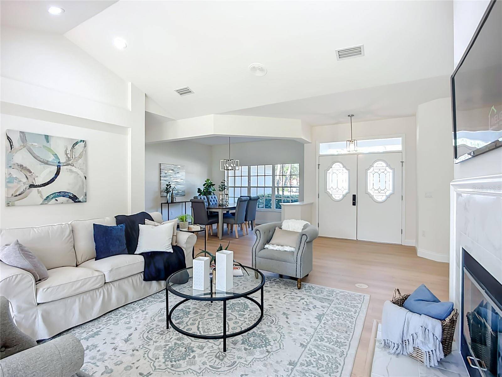 2960 SANDRINGHAM PL, Sarasota, FL 34235
