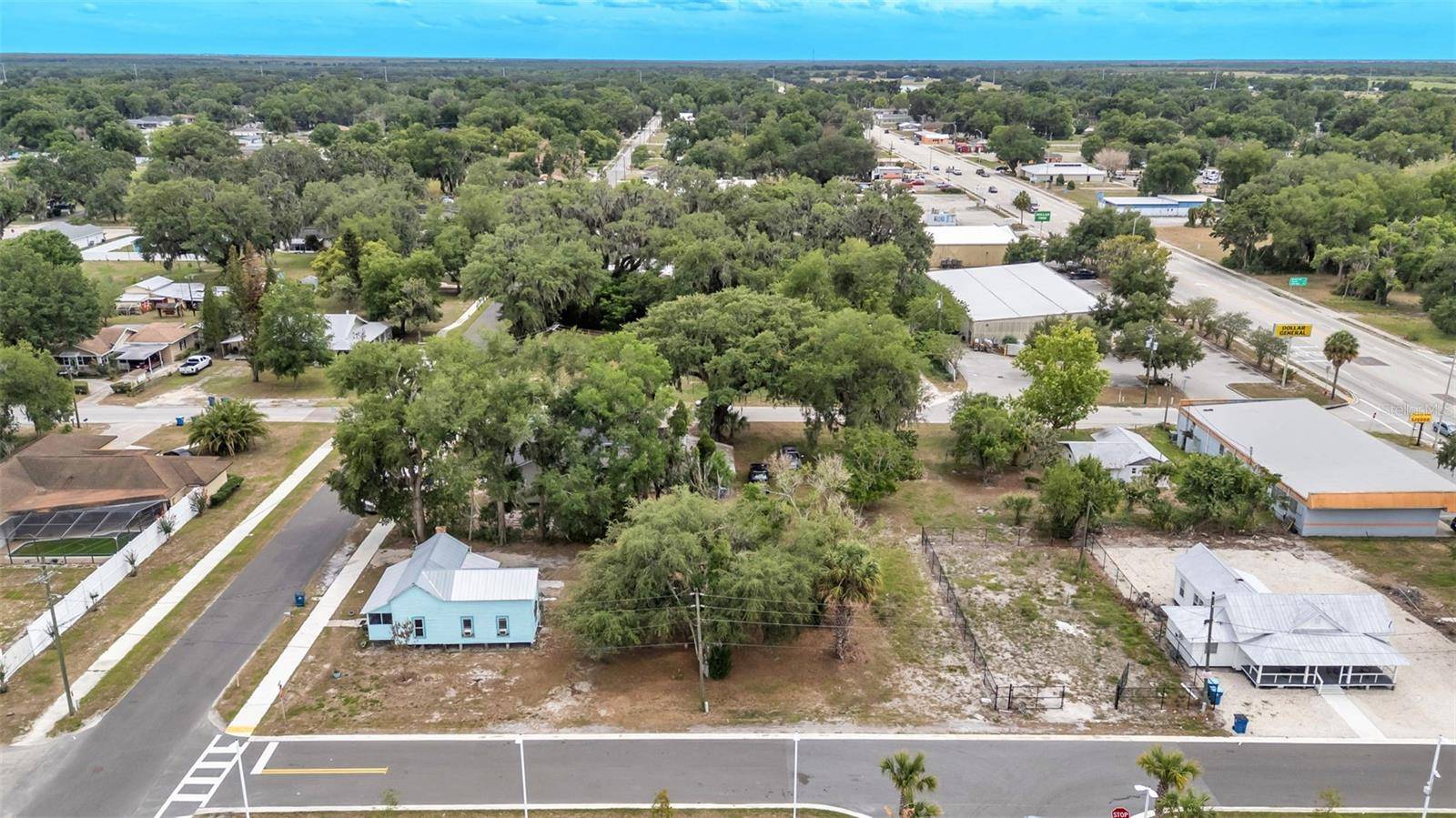 20 S LANIER AVE, Fort Meade, FL 33841