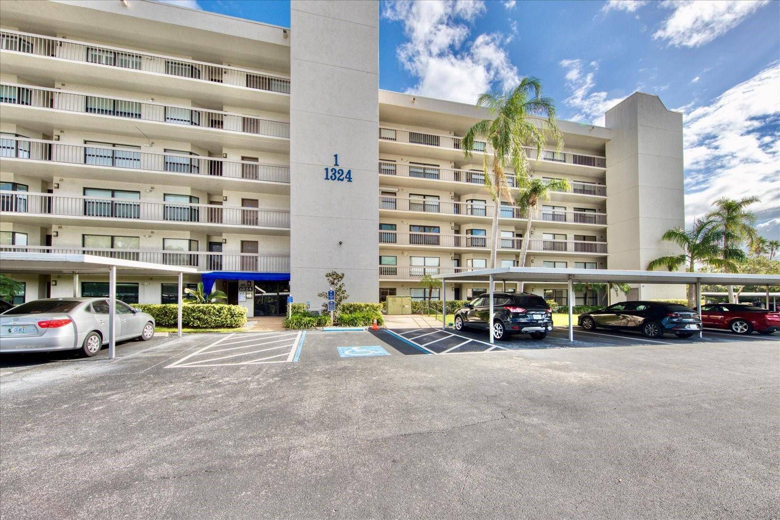 1324 PASADENA AVE S #204, South Pasadena, FL 33707