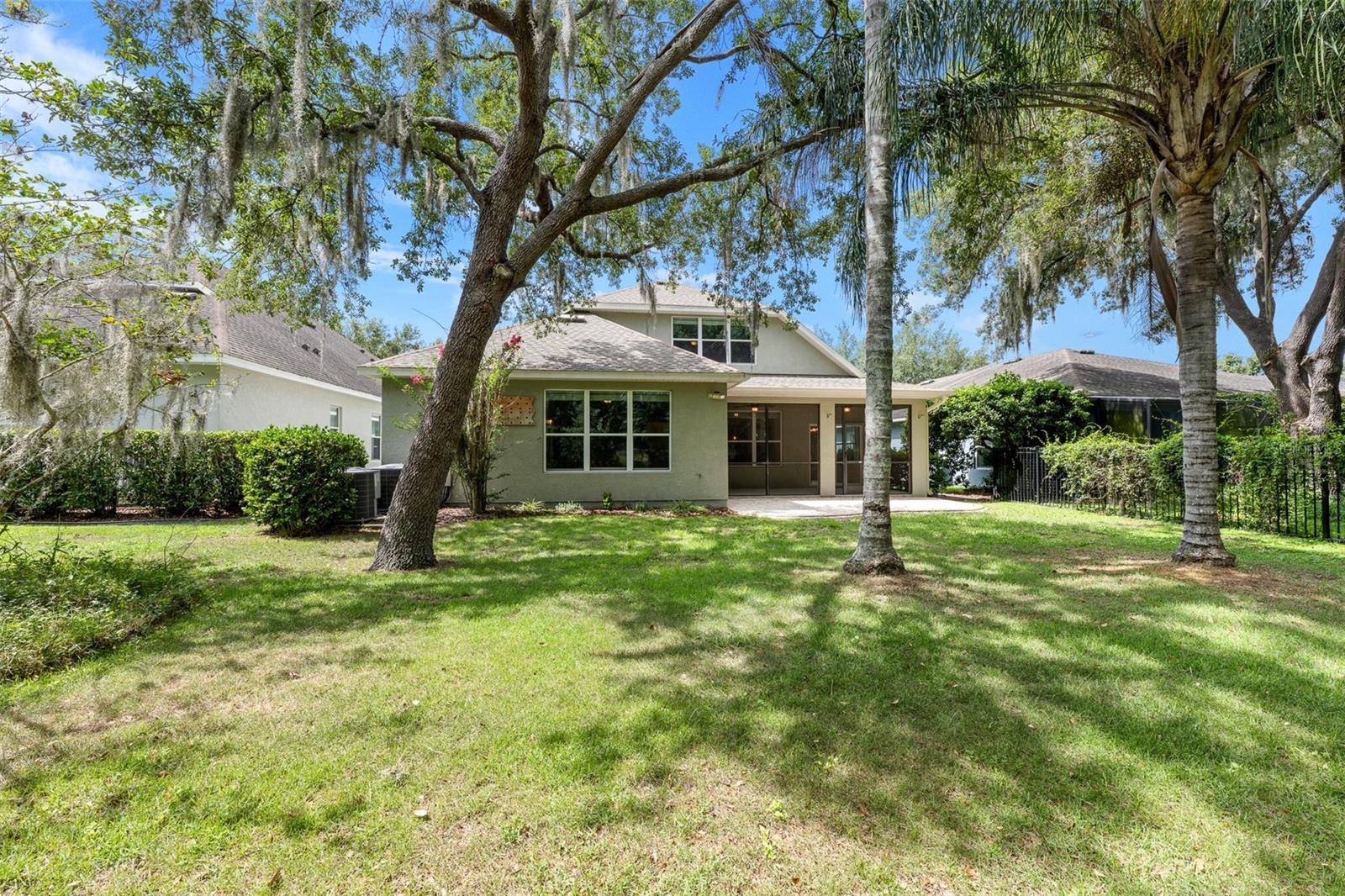 15814 STARLING WATER DR, Lithia, FL 33547