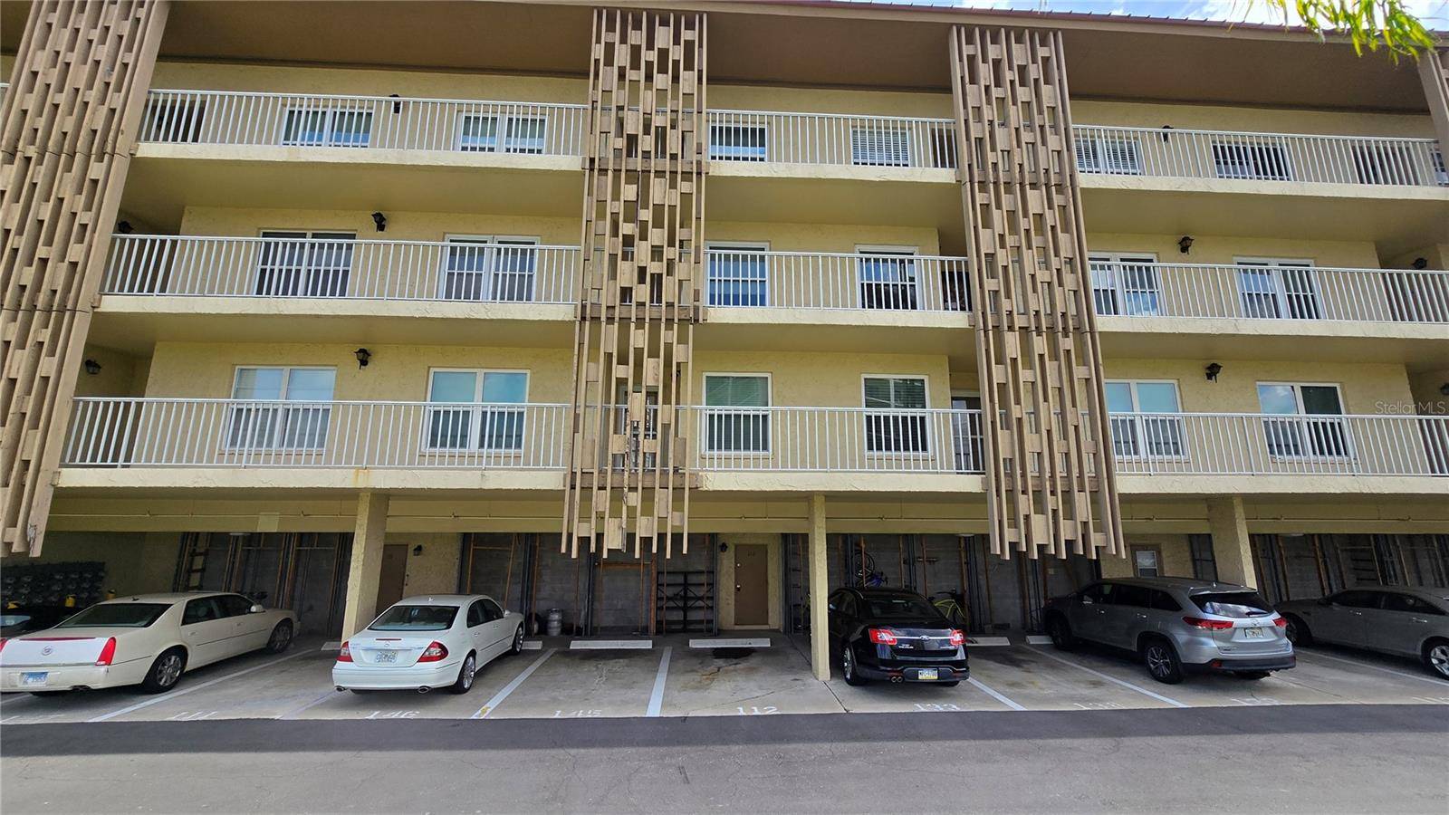 105 ISLAND WAY #112, Clearwater Beach, FL 33767