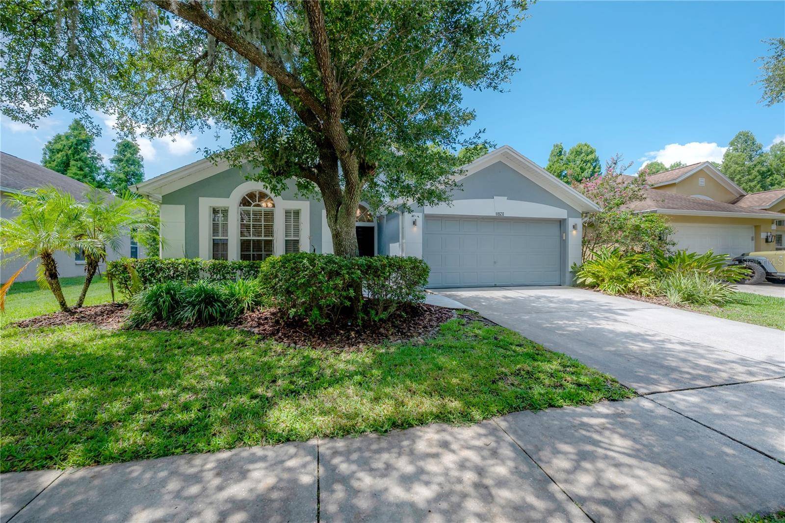 11820 EASTHAMPTON DR, Tampa, FL 33626