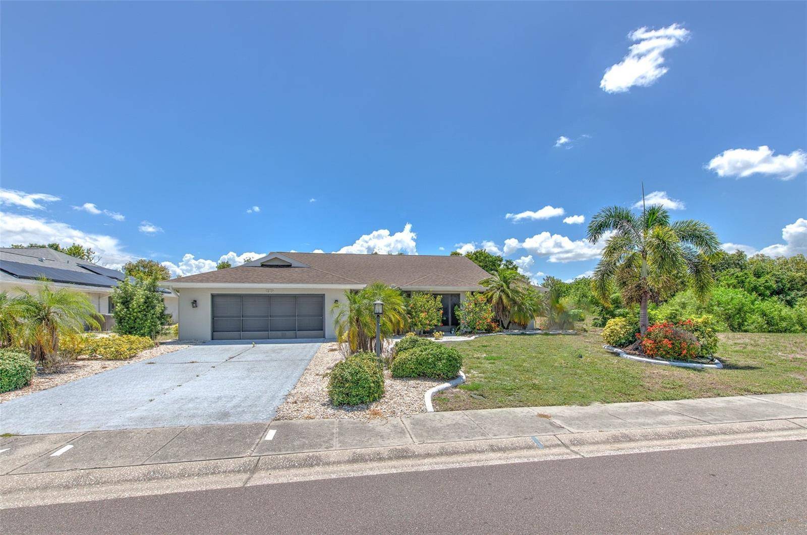 1812 NEW BEDFORD DR, Sun City Center, FL 33573