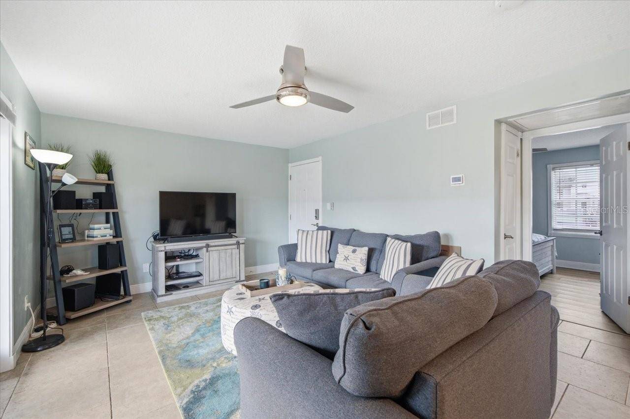 4843 COQUINA KEY DR SE #A, St Petersburg, FL 33705