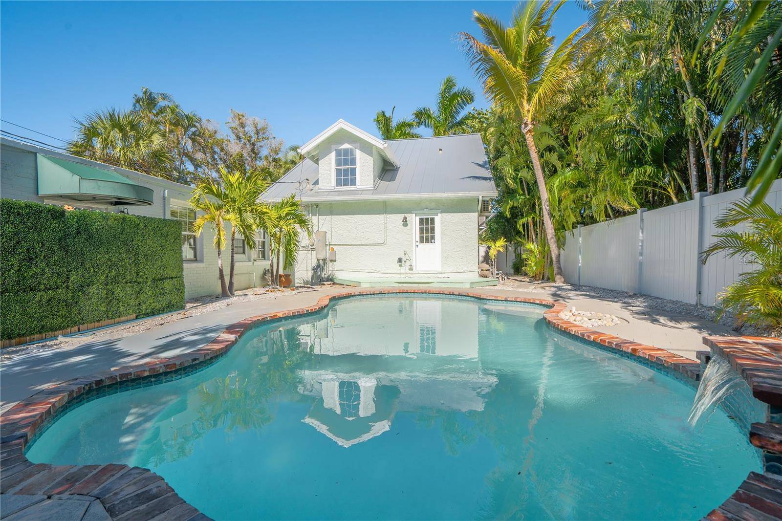 3310 E MARITANA DR, St Pete Beach, FL 33706