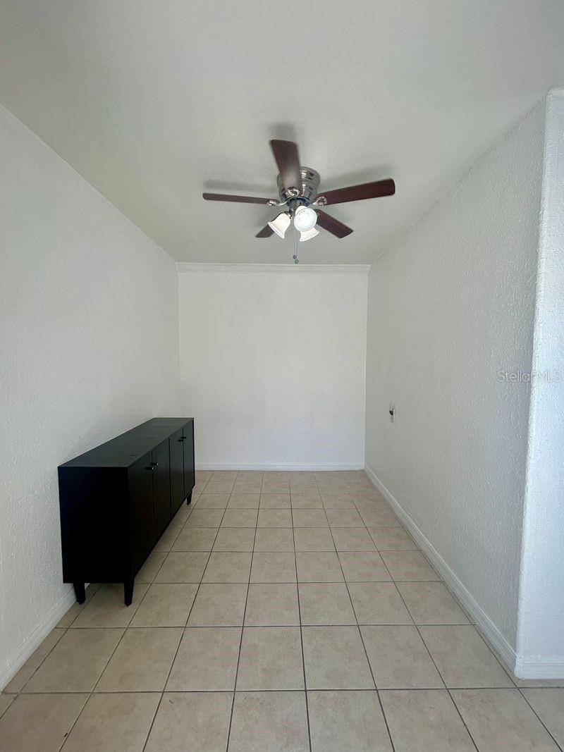 7302 WOODHALL CT, Tampa, FL 33634