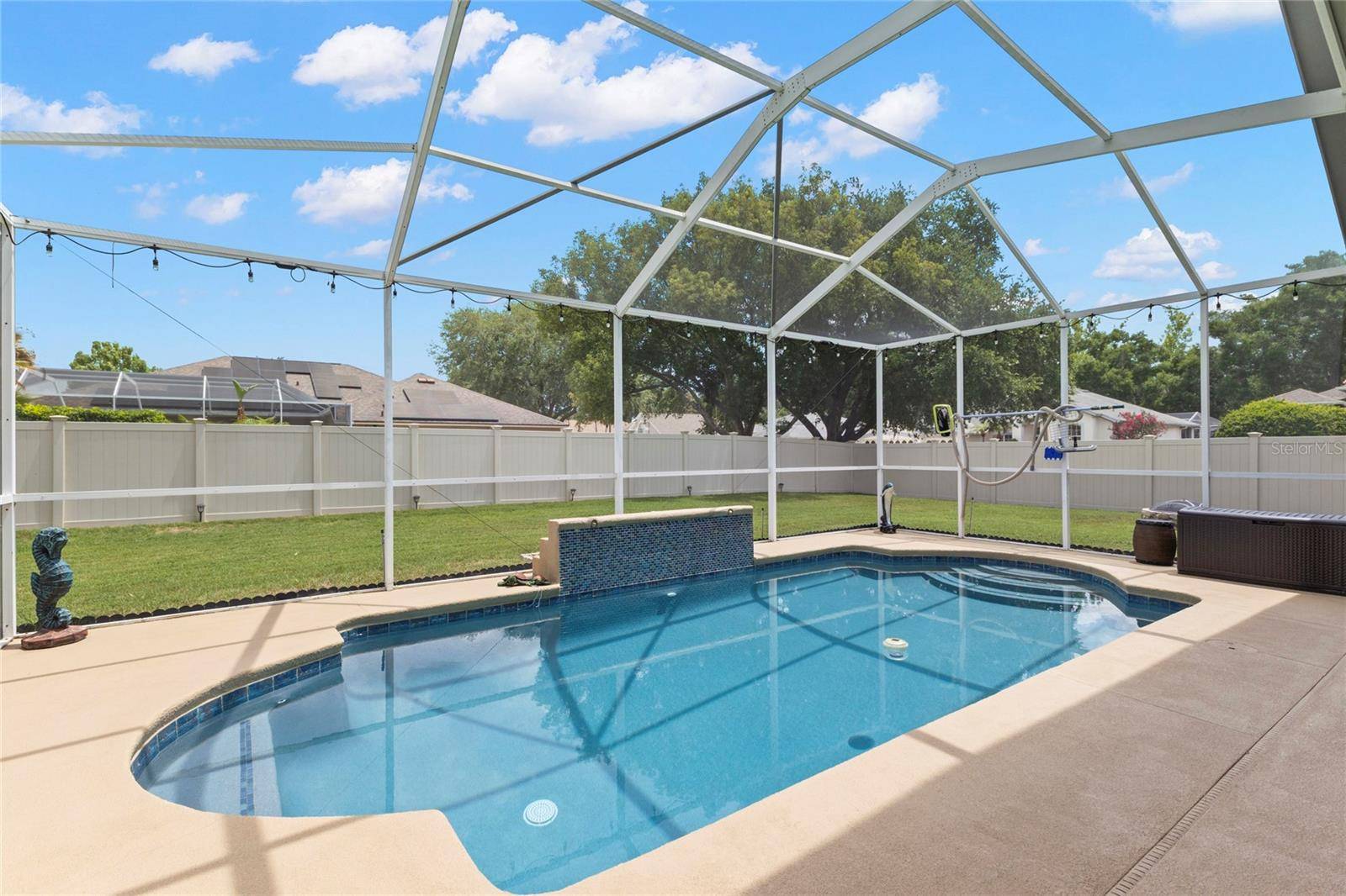 4038 LITHIA RIDGE BLVD, Valrico, FL 33596