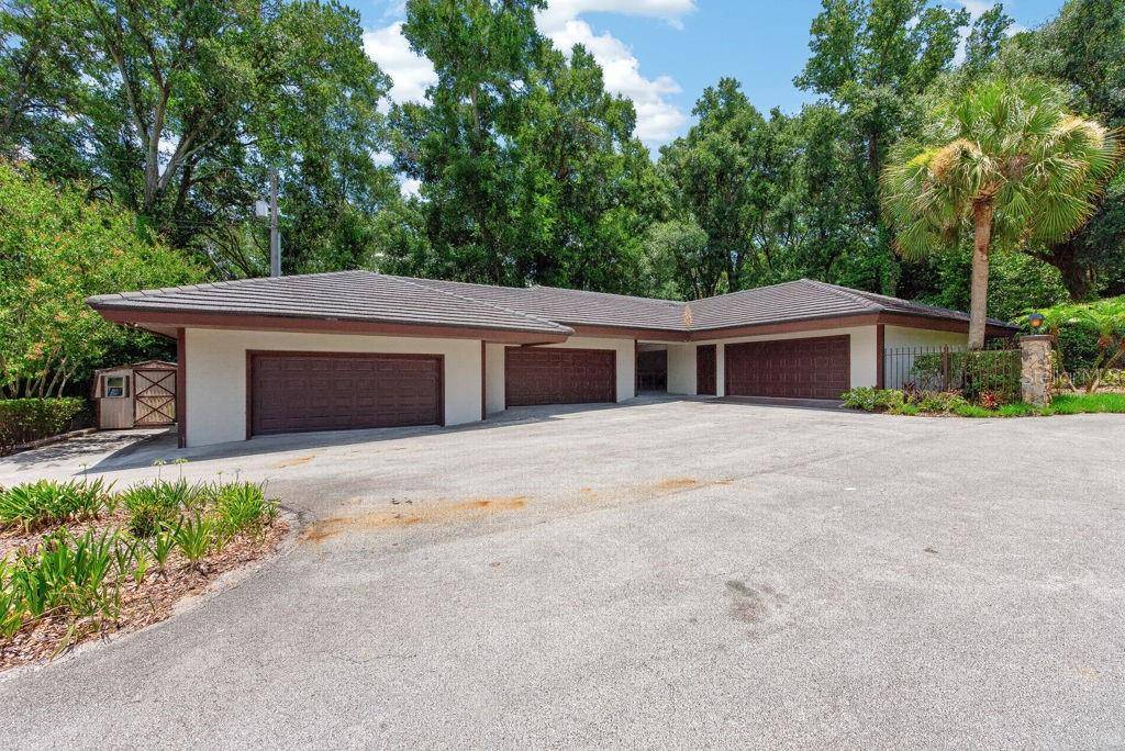 1007 LAKEWOOD DR, Brandon, FL 33510