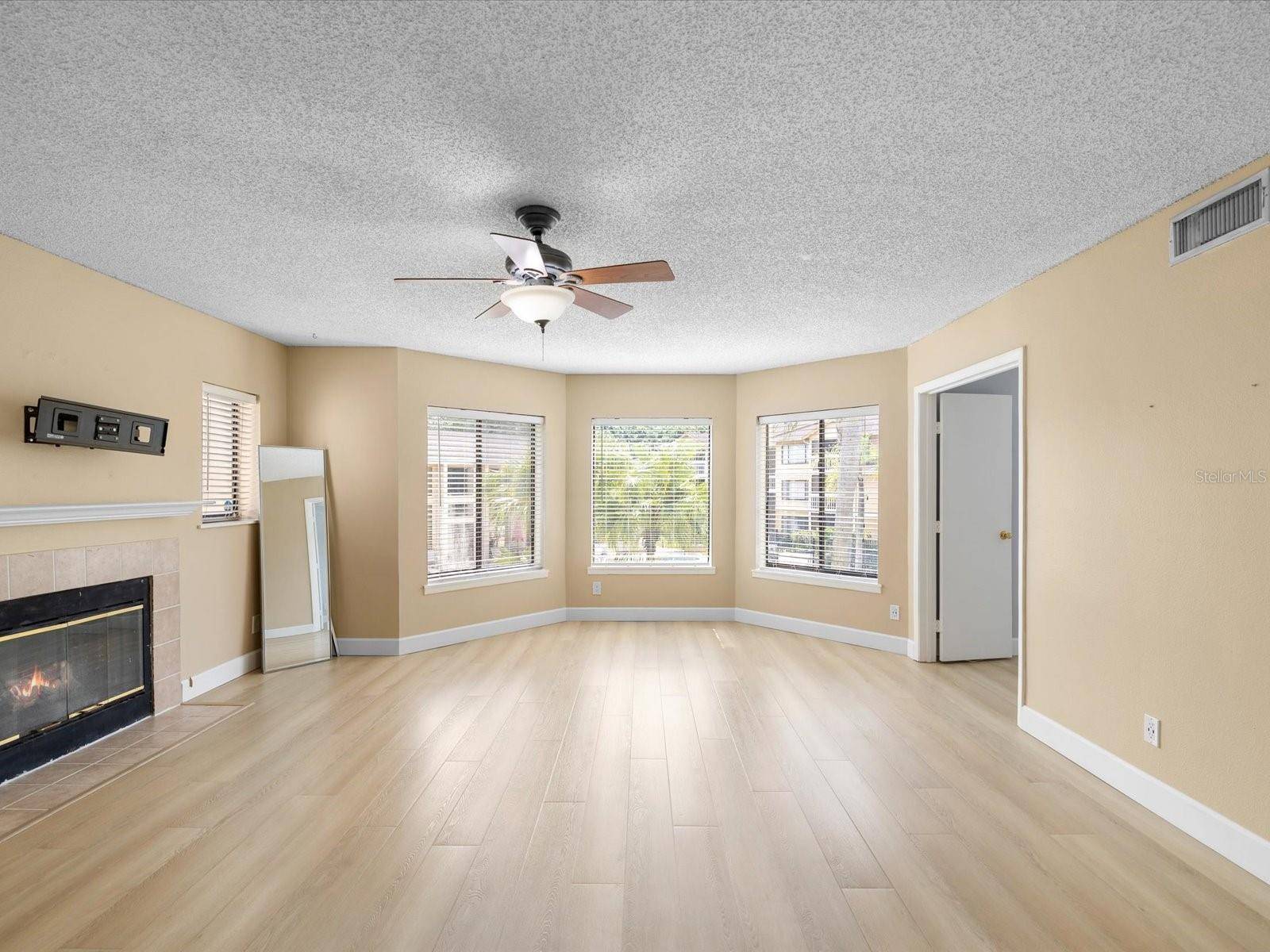 1550 S BELCHER RD #421, Clearwater, FL 33764