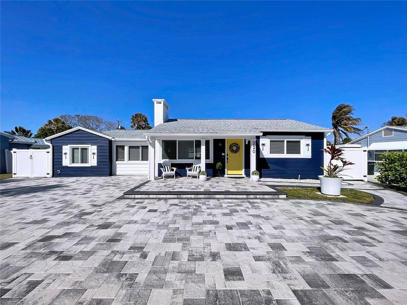 220 40TH AVE, St Pete Beach, FL 33706