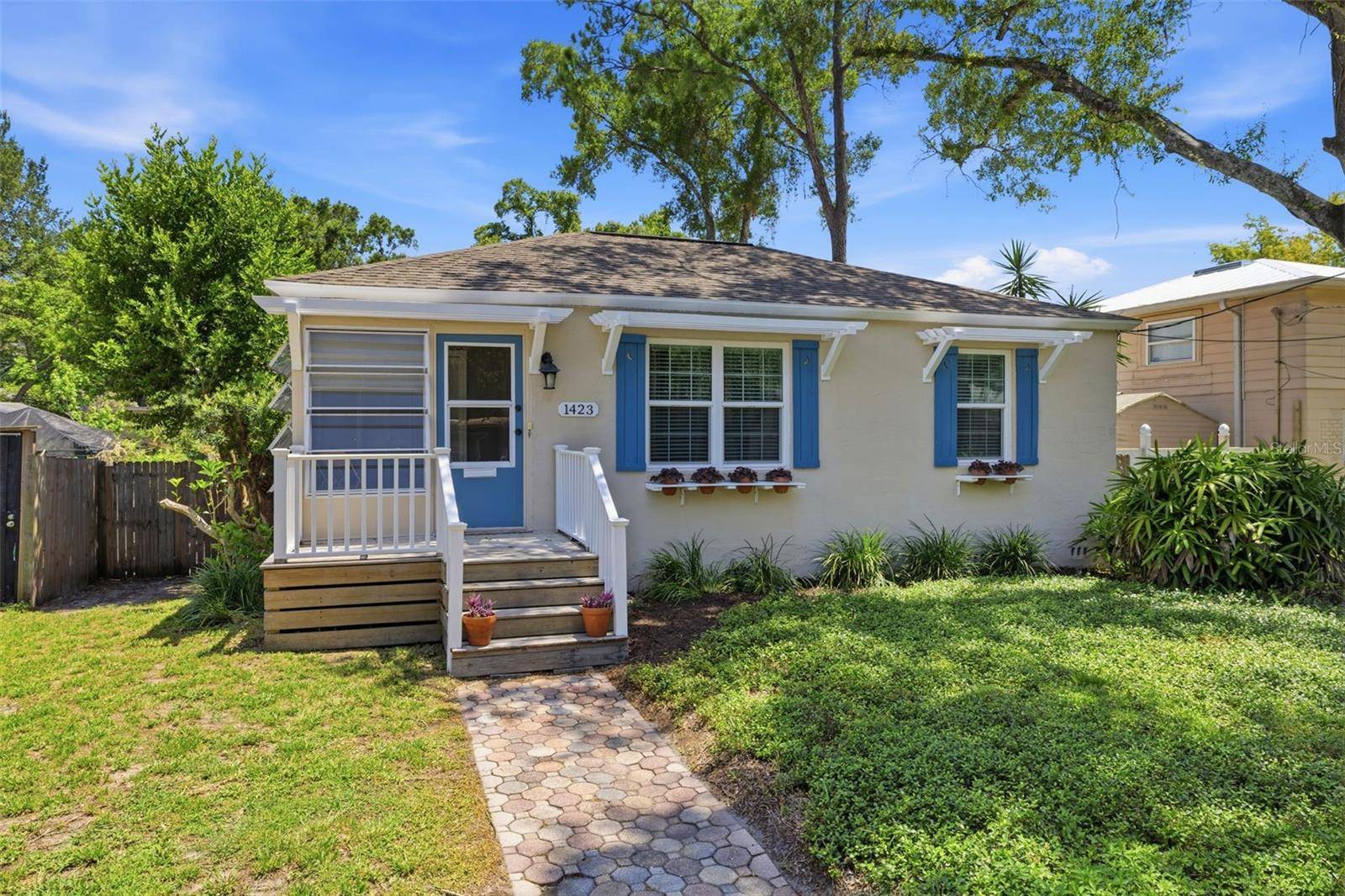 1423 E HENRY AVE, Tampa, FL 33604
