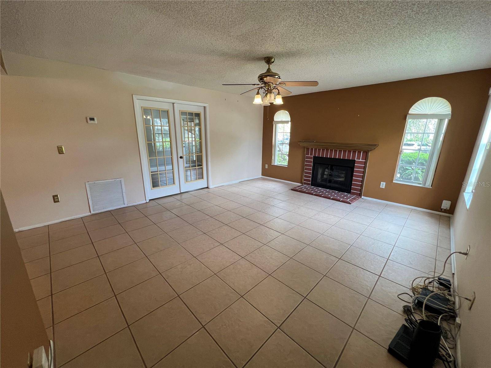 11940 SKYLAKE PL #11940-A, Temple Terrace, FL 33617
