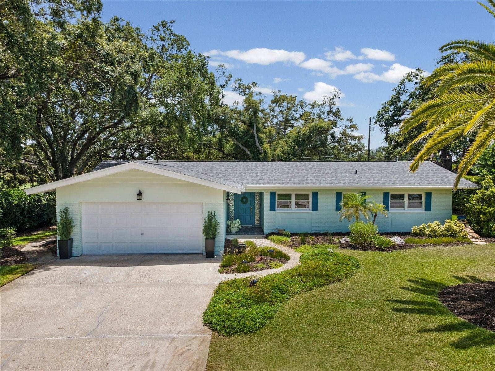 2285 WATROUS DR, Dunedin, FL 34698