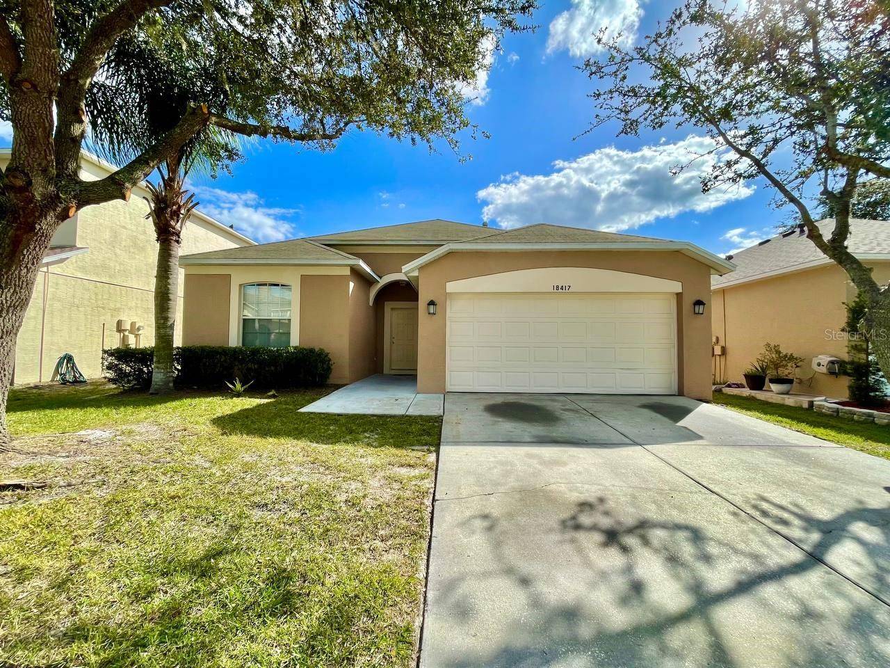 18417 MEADOW BLOSSOM LN, Tampa, FL 33647