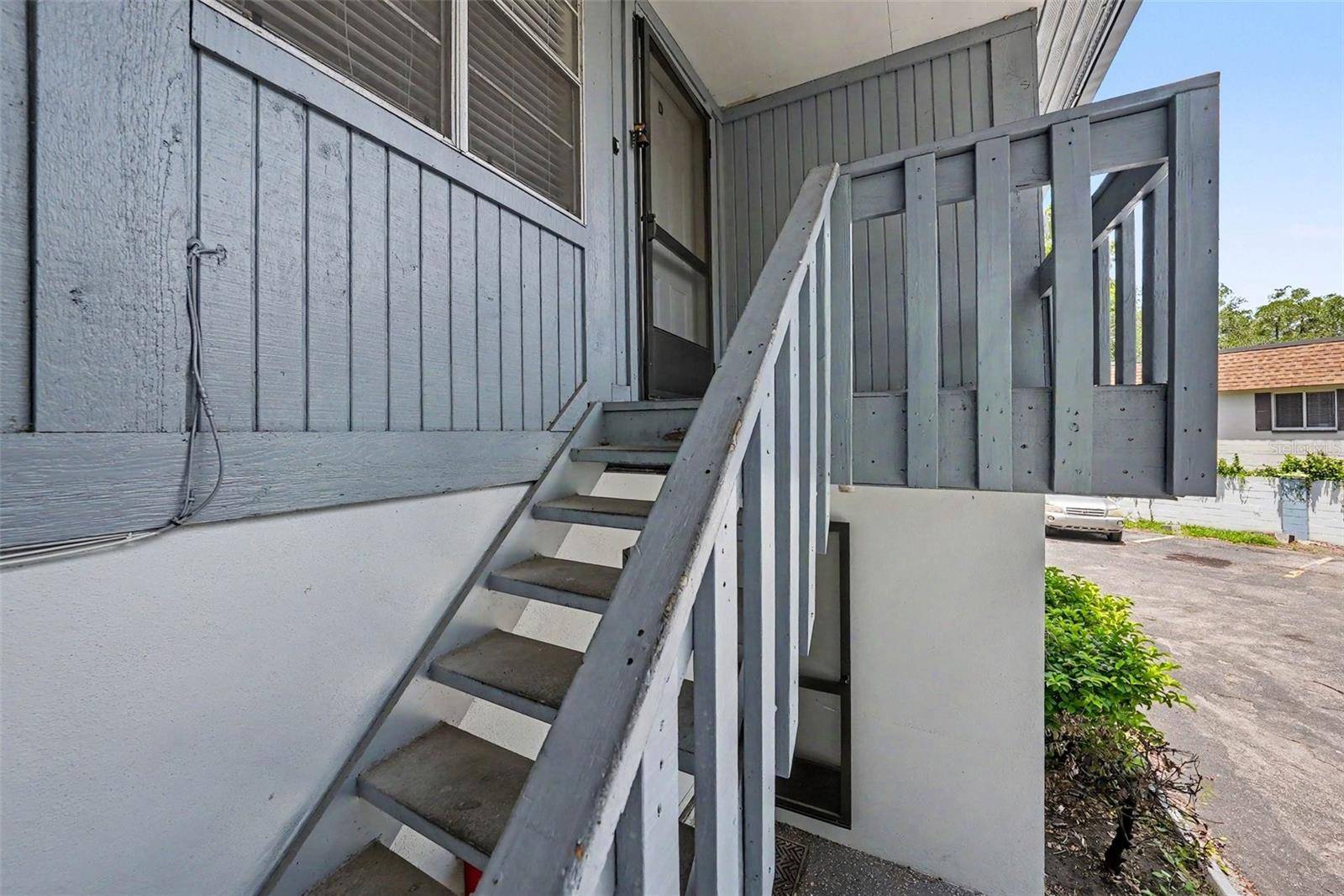 9208 N CONNECHUSETT RD #D, Tampa, FL 33617