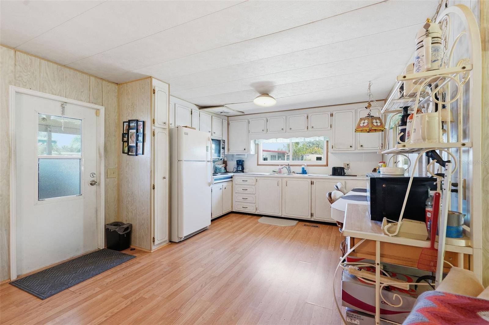 64 RACHEL DR, Tarpon Springs, FL 34689