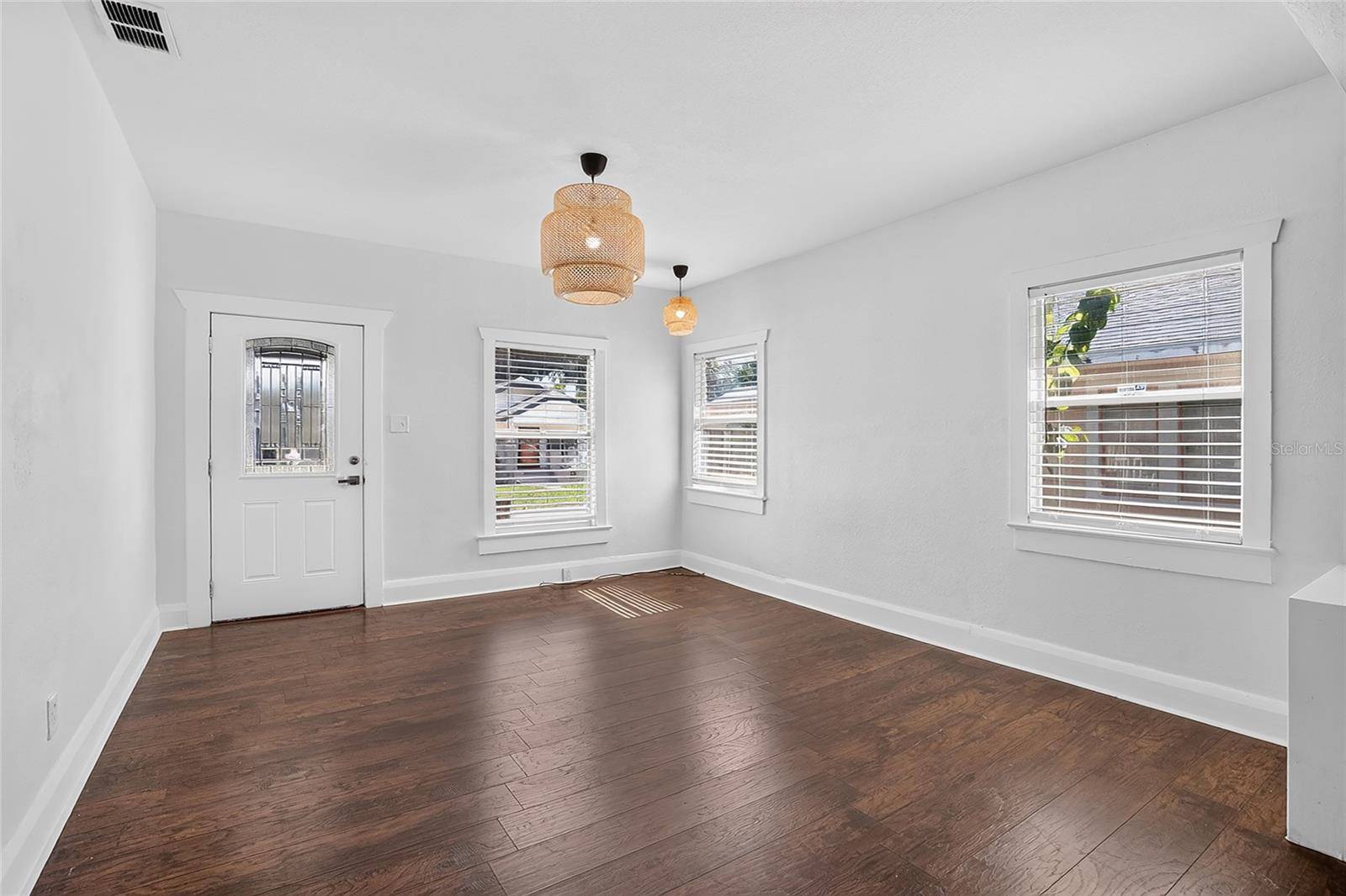 212 W GENESEE ST, Tampa, FL 33603