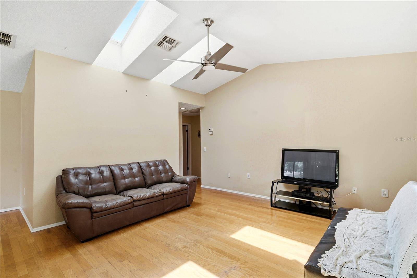 8160 STURBRIDGE CT #8160, Weeki Wachee, FL 34613