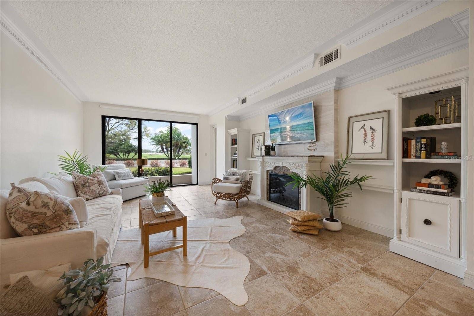 4 BELLEVIEW BLVD #106, Belleair, FL 33756