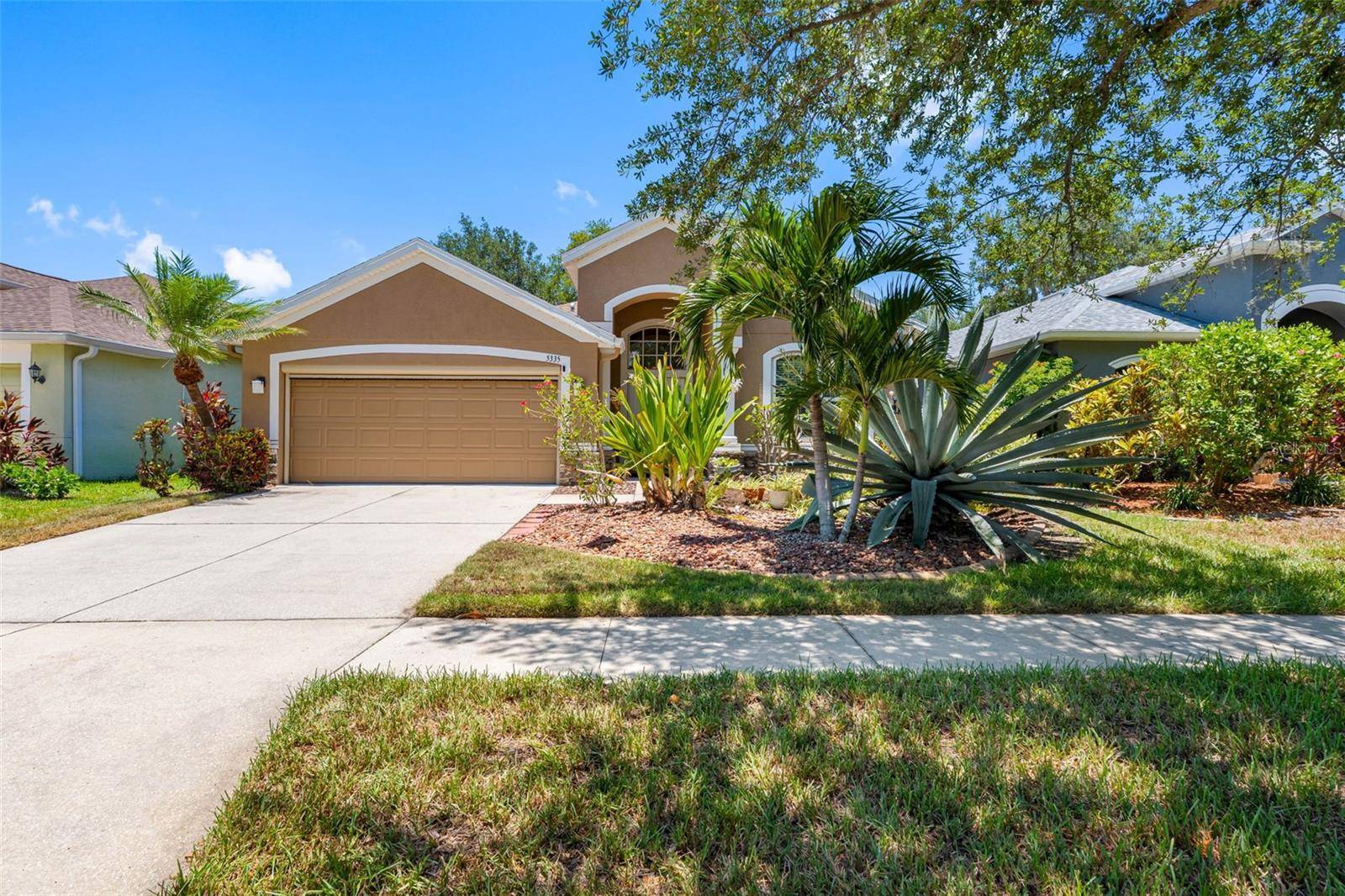 5335 CLOVER MIST DR, Apollo Beach, FL 33572