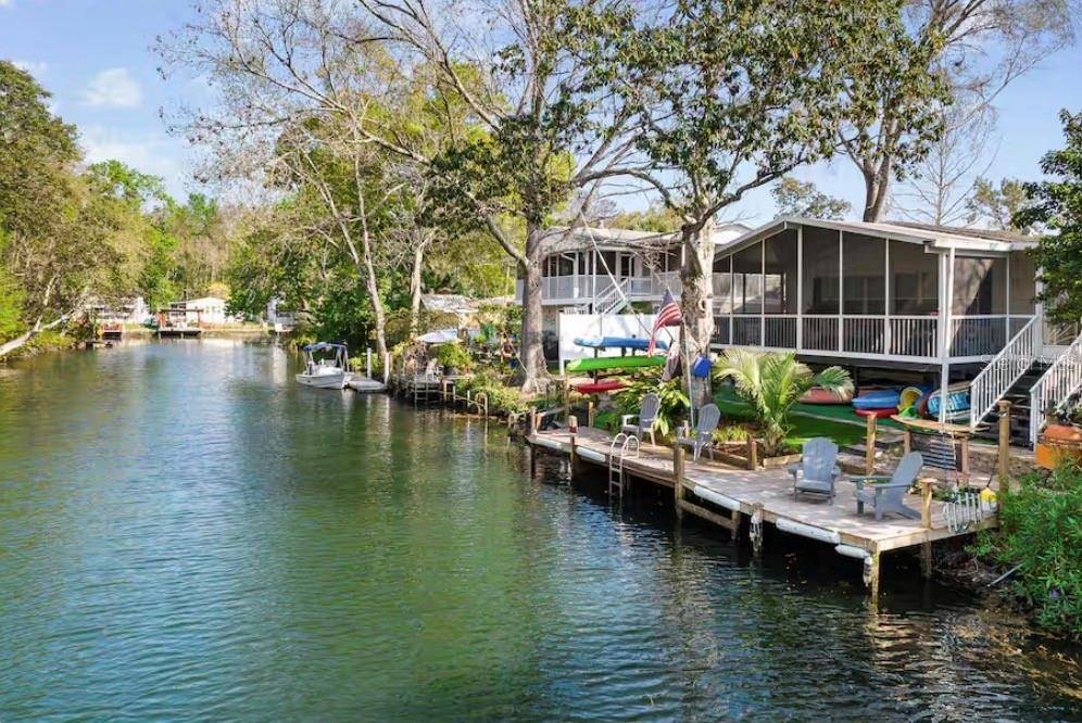 6331 THEODAN ST, Weeki Wachee, FL 34607