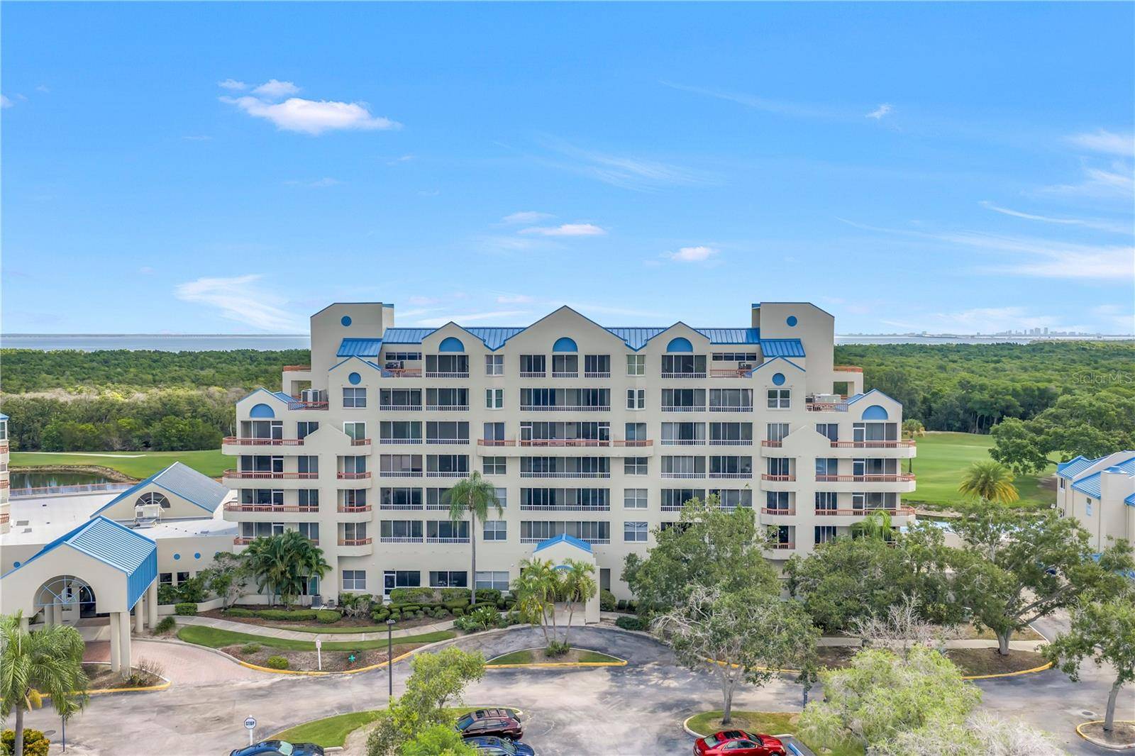 2333 FEATHER SOUND DR #C201, Clearwater, FL 33762