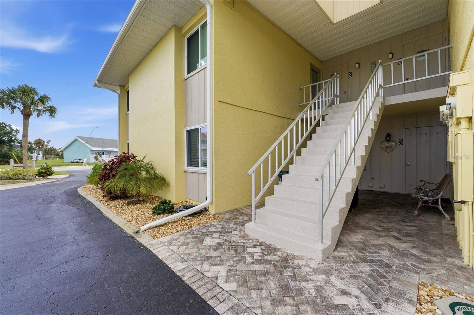 101 LOUELLA LN #2, Nokomis, FL 34275