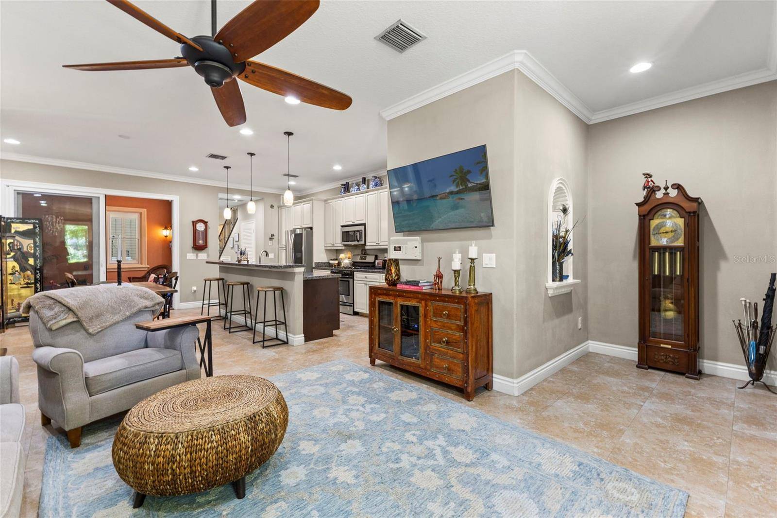 3819 W DALE AVE #6, Tampa, FL 33609