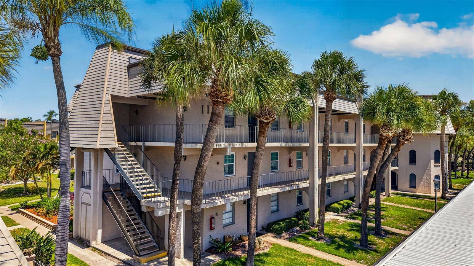 8693 BARDMOOR BLVD #301B, Largo, FL 33777