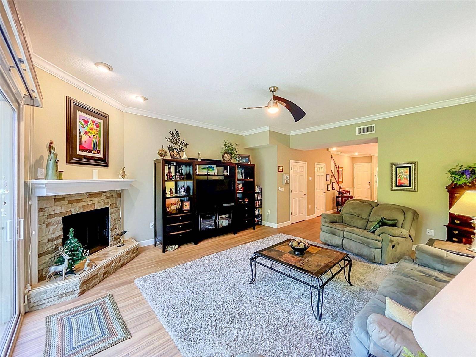 1722 ARABIAN LN, Palm Harbor, FL 34685