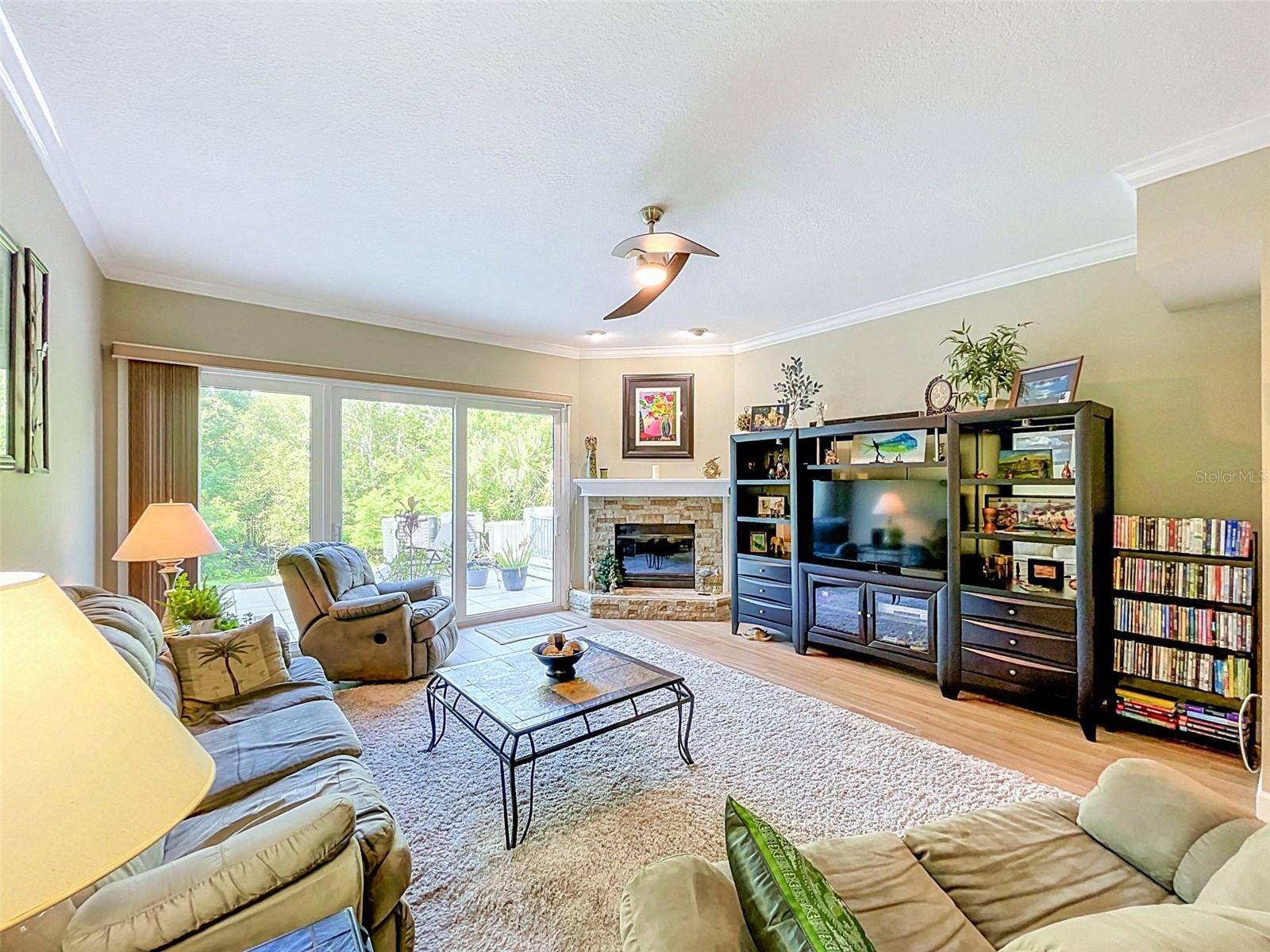 1722 ARABIAN LN, Palm Harbor, FL 34685