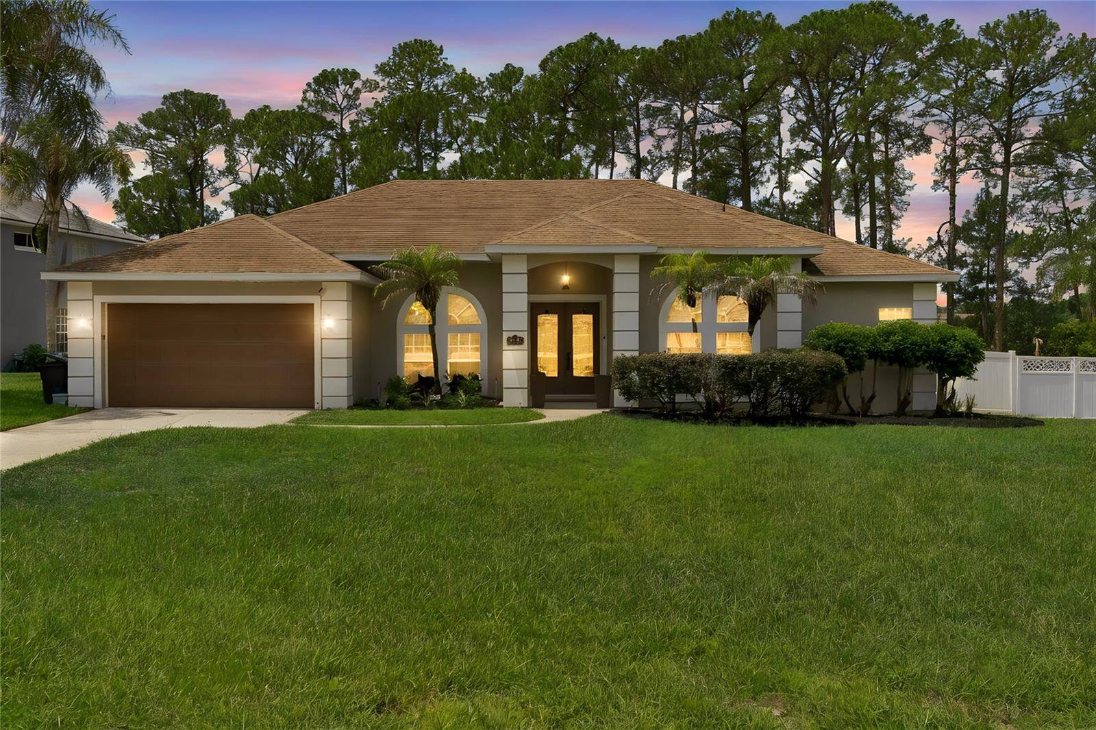 114 GLEN ABBEY LN, Debary, FL 32713