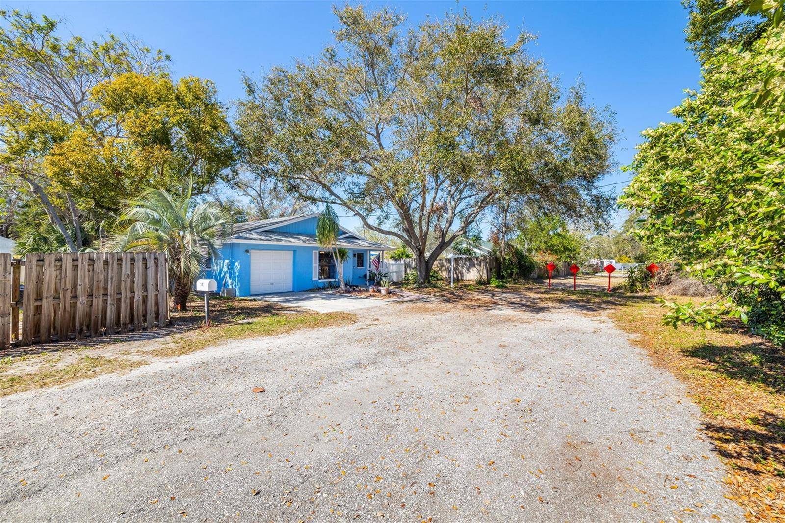 1335 15TH ST, Palm Harbor, FL 34683