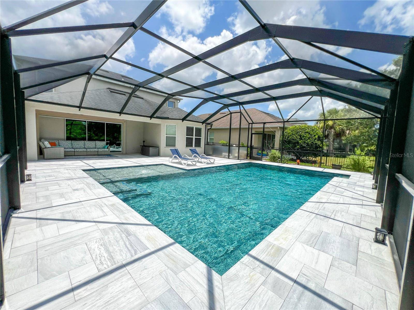 8033 CLEMENTINE LN, Tampa, FL 33625