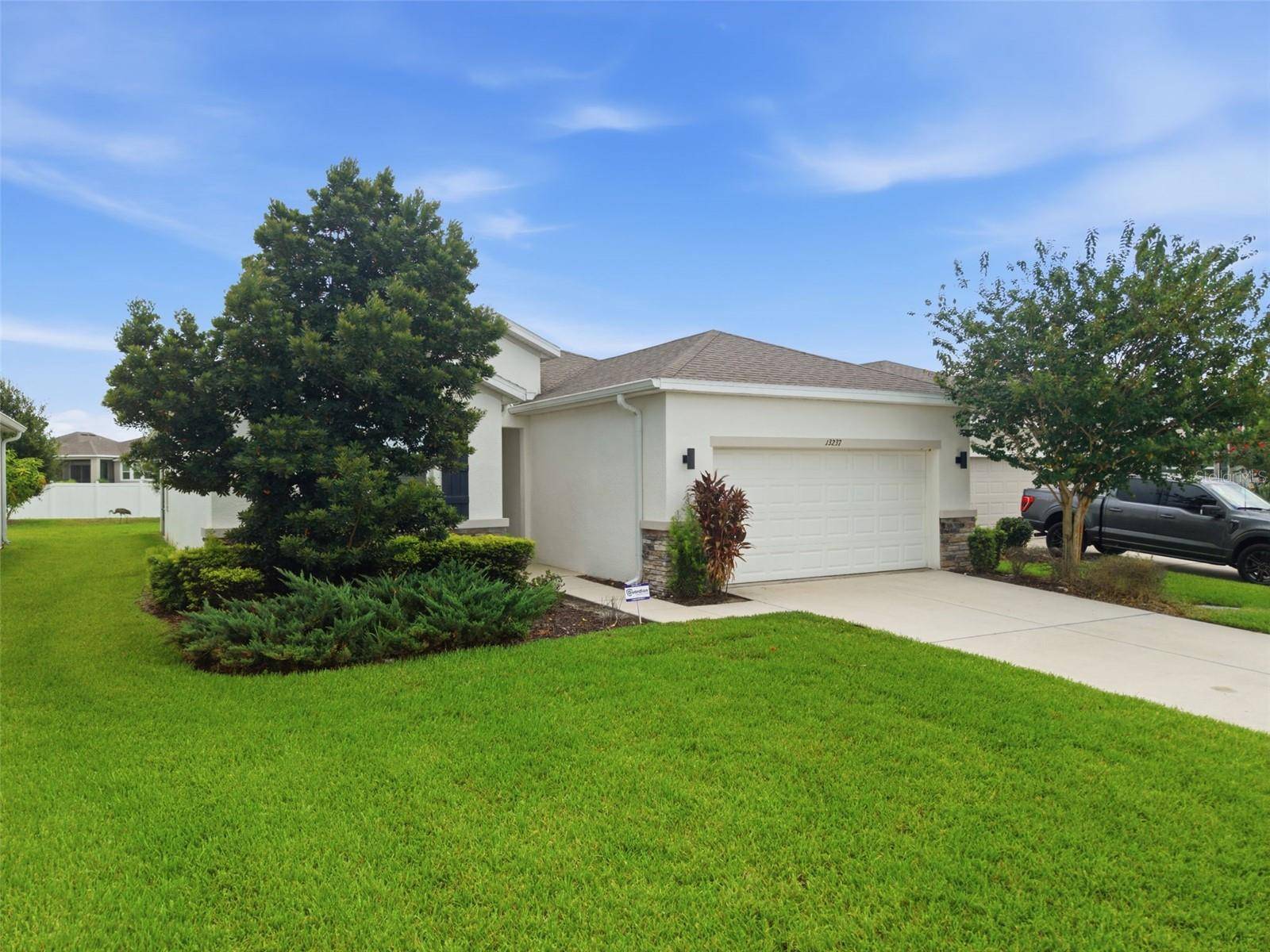 13237 WATERLEAF GARDEN CIR, Riverview, FL 33579
