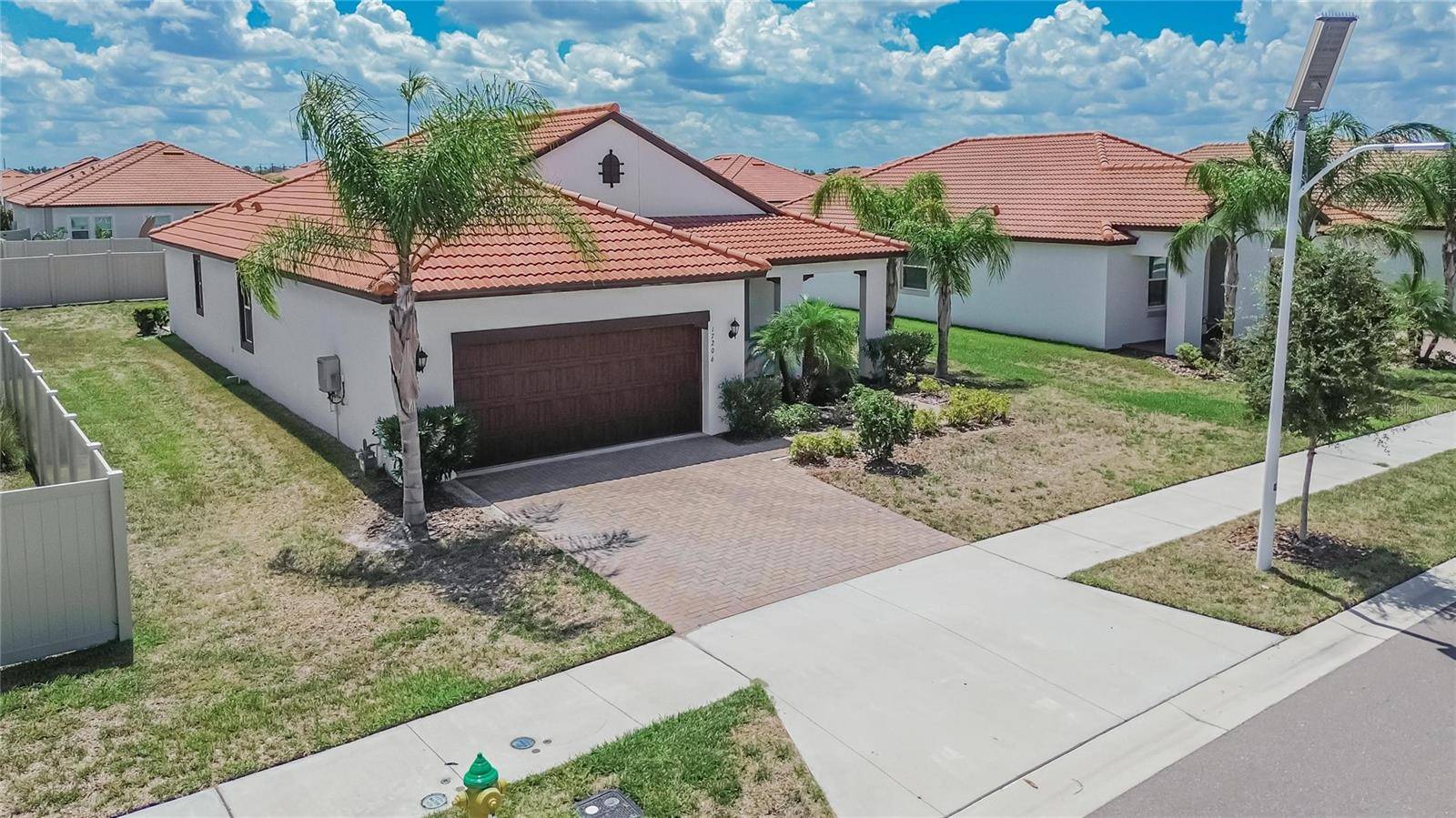 17206 STAR BANKS ST, Wimauma, FL 33598