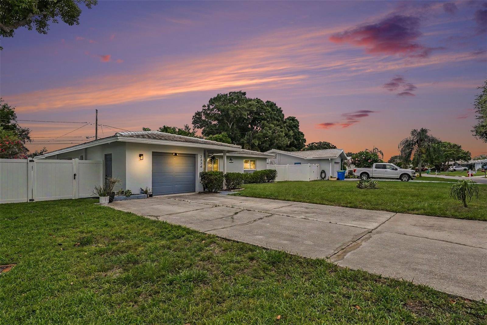 2334 TUDOR LN, Clearwater, FL 33763