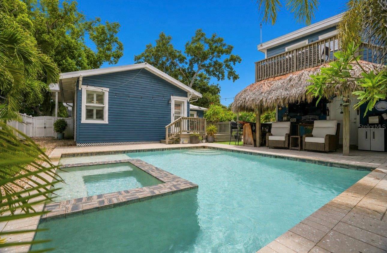 636 WILKIE ST, Dunedin, FL 34698