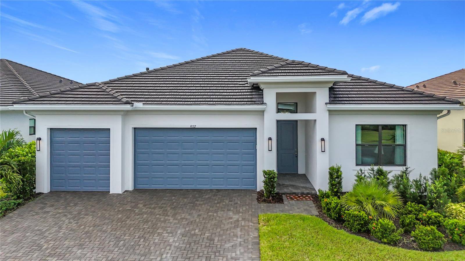 9132 BERNINI PL, Sarasota, FL 34240