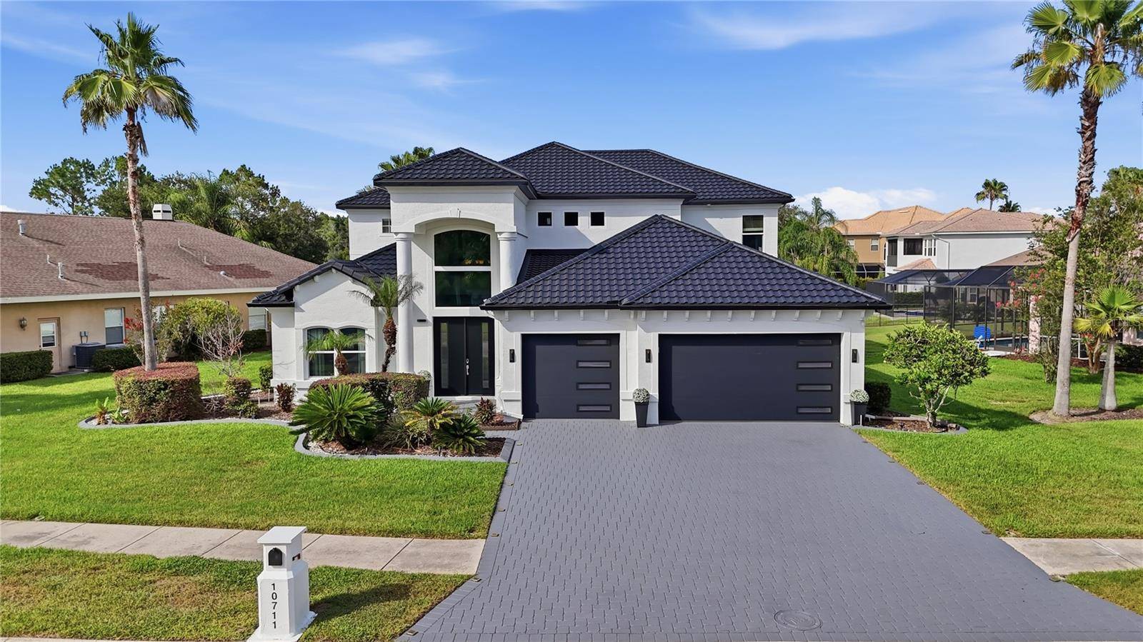 10711 CORY LAKE DR, Tampa, FL 33647